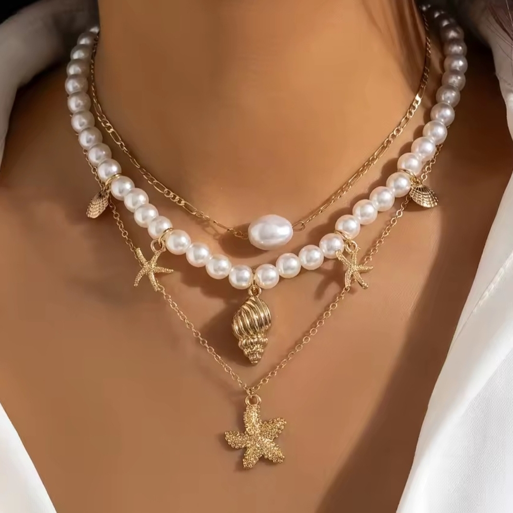 Elegant Gold and Pearl Starfish Necklace Set